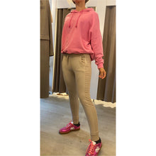 Load image into Gallery viewer, Suzy D Ultimate Joggers