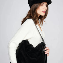 Load image into Gallery viewer, Pia Rossini BRIELLE Fur Bag
