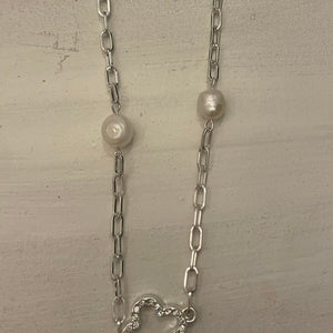 Envy Necklace With Pearls And Clovers