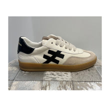 Load image into Gallery viewer, Another Trend Iconic Trainers