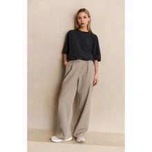 Load image into Gallery viewer, YAYA 01-701318-508 Short Sleeve Top with Balloon Hem