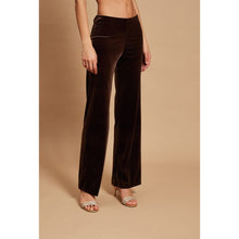 Load image into Gallery viewer, On Trend Gigi Stretch Velvet Pants