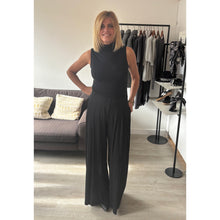 Load image into Gallery viewer, Silk95Five The Gables Pleated Pants