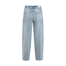 Load image into Gallery viewer, YAYA 01-311123-601 High Waist Jeans with Lose Fit and Light Wash