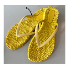 Load image into Gallery viewer, Ilse Jacobsen Cheerful Glitter Flip Flops
