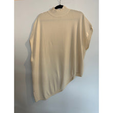 Load image into Gallery viewer, Suzy D Theo Asymetric Knit