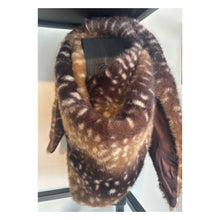 Load image into Gallery viewer, Park Lane Deer Print Faux Fur Scarf 2113