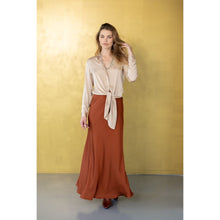 Load image into Gallery viewer, Silk95Five Thai Top