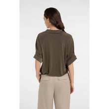 Load image into Gallery viewer, YAYA 01-709381-604 Jersey Top With Pleated Sleeves