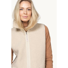 Load image into Gallery viewer, Ilse Jacobsen Long Pile Vest with Zipper