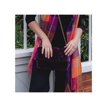 Load image into Gallery viewer, Park Lane Faux Fur Crossbody 53 Bag