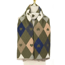 Load image into Gallery viewer, Park Lane Diamonds Heart Scarf 2084