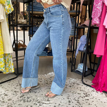 Load image into Gallery viewer, On Trend Kate Straight Leg Jeans
