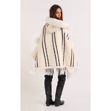 Load image into Gallery viewer, Wild Montblanc Poncho
