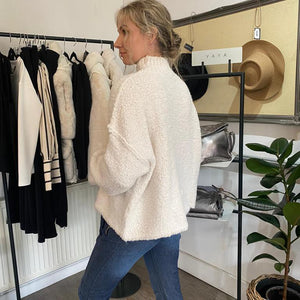 On Trend KAIA Boucle Jumper