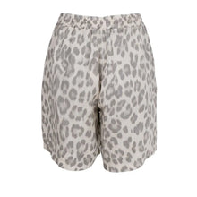 Load image into Gallery viewer, Black Colour Melina Linen Shorts
