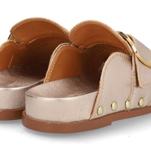 Load image into Gallery viewer, Alpe 5058 Leather Clogs With Studs
