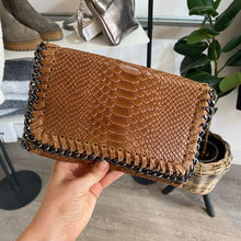 Load image into Gallery viewer, On Trend MAY Cross Body Leather Bag
