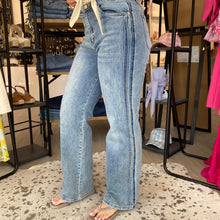 Load image into Gallery viewer, On Trend Polly Jean
