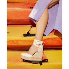 Load image into Gallery viewer, Gaimo Tedie Espadrilles

