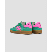 Load image into Gallery viewer, Another Trend Iconic II Trainers
