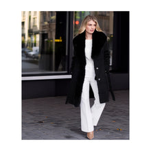 Load image into Gallery viewer, Pia Rossini Isabella Coat
