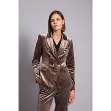 Load image into Gallery viewer, On Trend Anna Velvet Blazer
