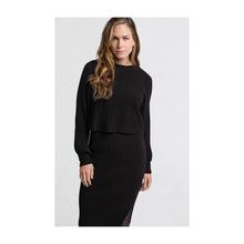 Load image into Gallery viewer, YAYA 000413-411 Round Neck Ribbed Sleeve Sweater
