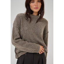 Load image into Gallery viewer, My Essential Wardrobe Paloma knit Pullover
