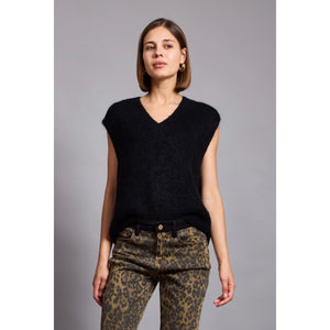 On Trend Nina V Neck knitted Tank