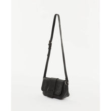 Load image into Gallery viewer, Paz Torras Leather Shoulder bag with Magnetic Closure
