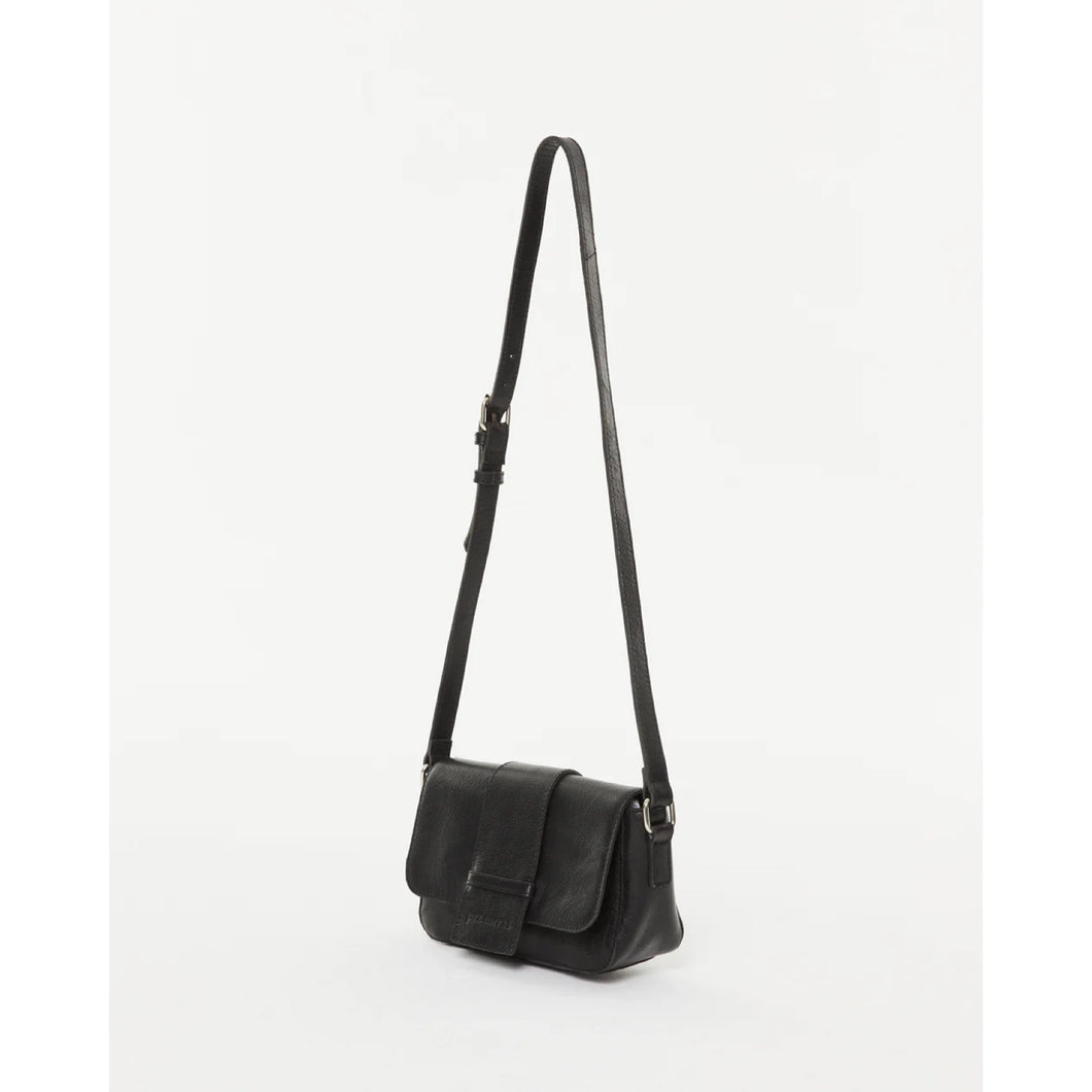 Paz Torras Leather Shoulder bag with Magnetic Closure