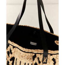 Load image into Gallery viewer, Paz Torras Raffia Effect Shoulder Bag

