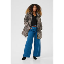 Load image into Gallery viewer, Cream Gaiagro Printed Jacket
