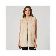 Load image into Gallery viewer, Park Lane SC1907 Faux Fur Gilet
