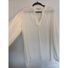 Load image into Gallery viewer, Nouvelle SILK95FIVE Madras Long Sleeve Blouse
