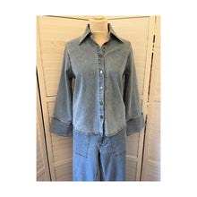 Load image into Gallery viewer, My Essential Wardrobe Lara 115 Sofia Shirt
