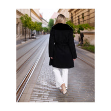 Load image into Gallery viewer, Pia Rossini Isabella Coat

