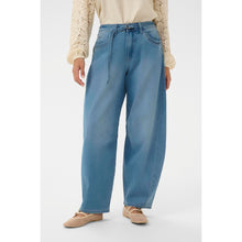 Load image into Gallery viewer, Cream Caysa Jeans
