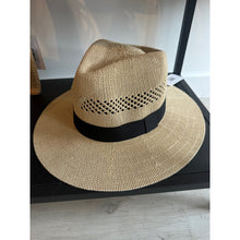 Load image into Gallery viewer, Park lane Hat 86
