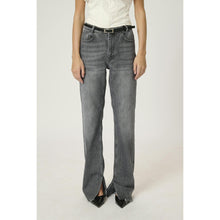 Load image into Gallery viewer, My Essential Wardrobe Daisy Jeans
