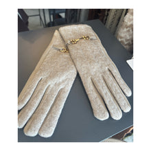 Load image into Gallery viewer, Park Lane Gloves With Detail
