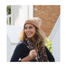 Load image into Gallery viewer, Park Lane Bobble hat 25
