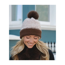 Load image into Gallery viewer, Park Lane Bobble Hat 85
