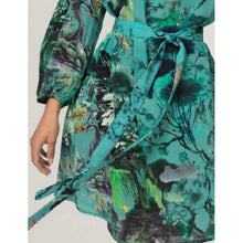Load image into Gallery viewer, Inoa Allium Knee Length Dress with Belt - Rapa Flora-Green
