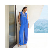 Load image into Gallery viewer, Aggel Solid Colour Sleeveless Top
