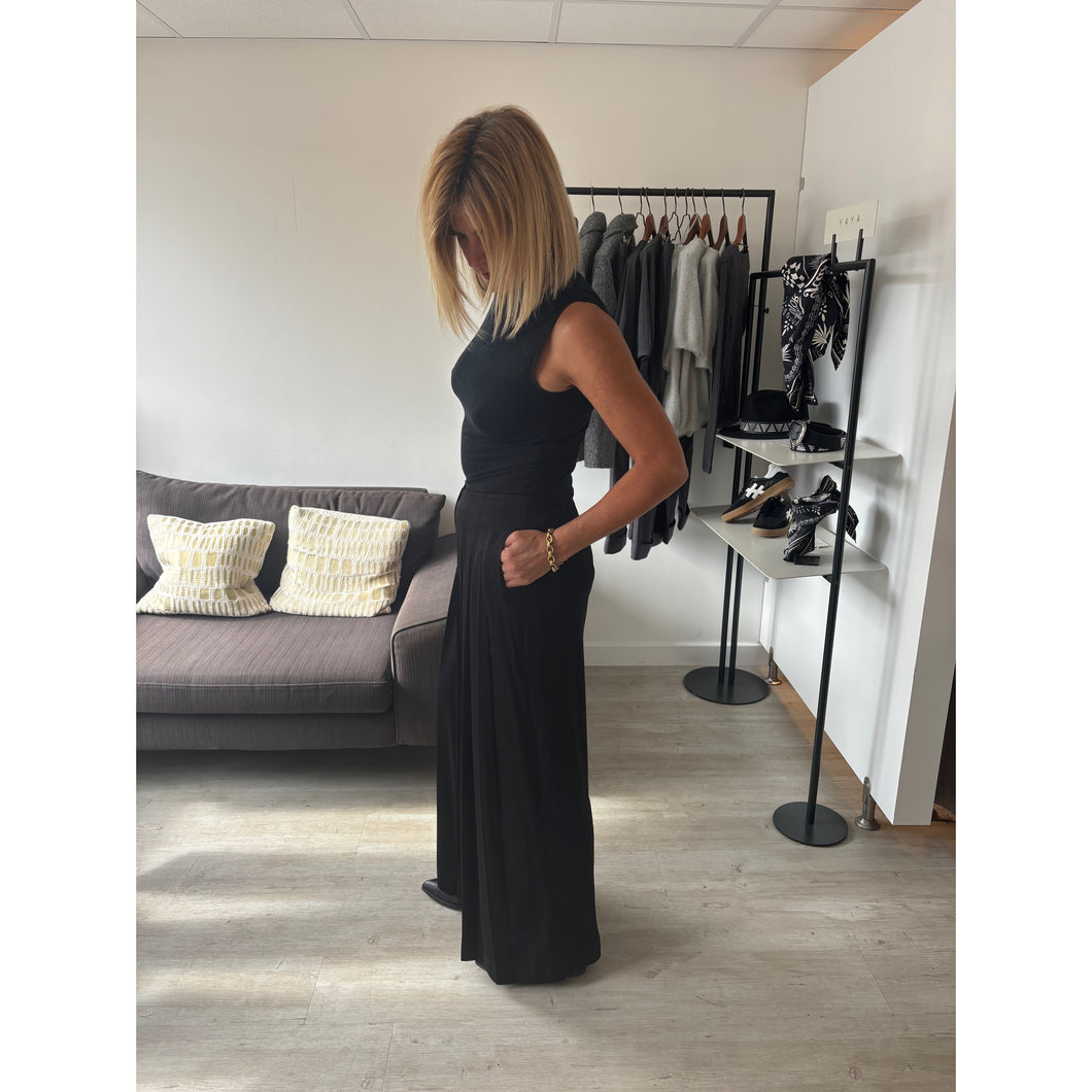Silk95Five The Gables Pleated Pants