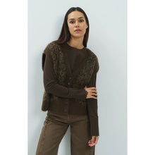 Load image into Gallery viewer, YAYA 01-010186-610 Fluffy Knit Vest with Pattern
