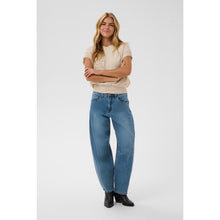 Load image into Gallery viewer, Cream Bahren Ankl Balloon Jeans - Relaxed Fit
