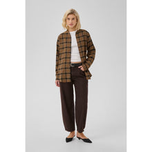 Load image into Gallery viewer, My Essential Wardrobe Mateo Shirt
